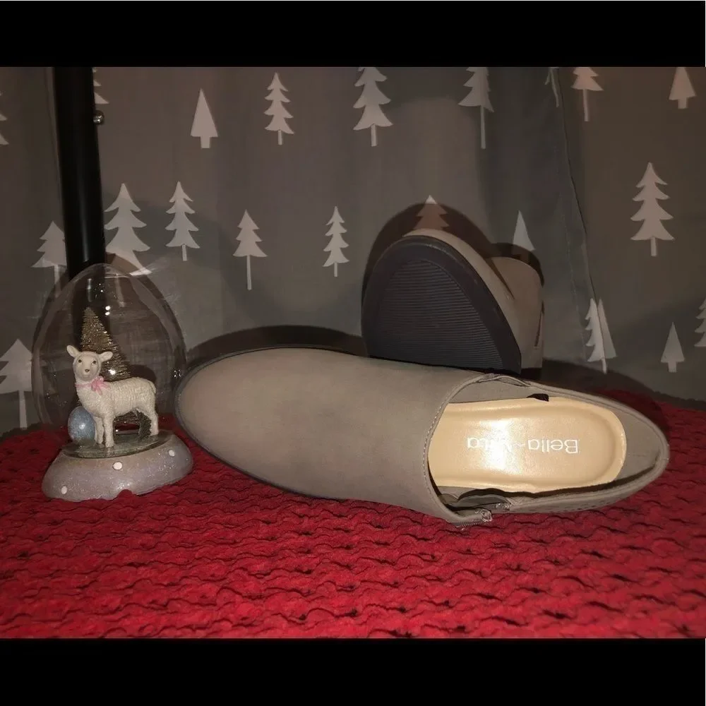 BELLA Vita tan women’s ankle booties size‎ 8.5